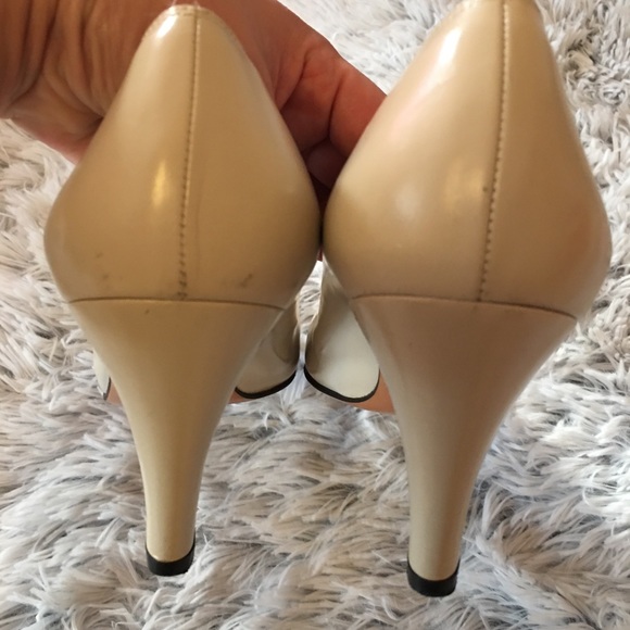 Salvatore Ferragamo Vintage Heels - Picture 6 of 9